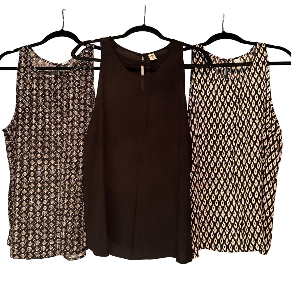 Old Navy XL Black Sleeveless Tank Top Bundle Casual Everyday Blouse
